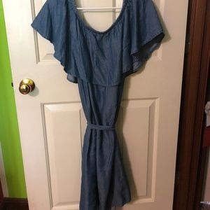 NWOT Old Navy Off the Shoulder Jean Dress